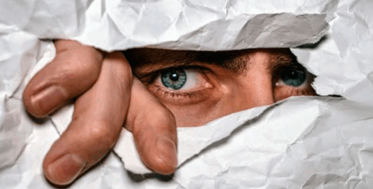 Espiar Los Contactos Telefónicos